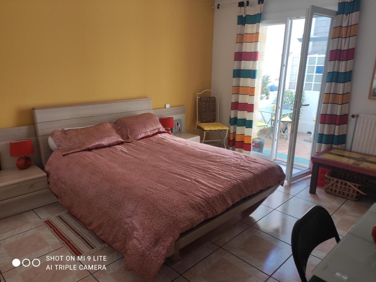 Grande Chambre Avec Garage Dans Quartier Historique Perpignano Esterno foto